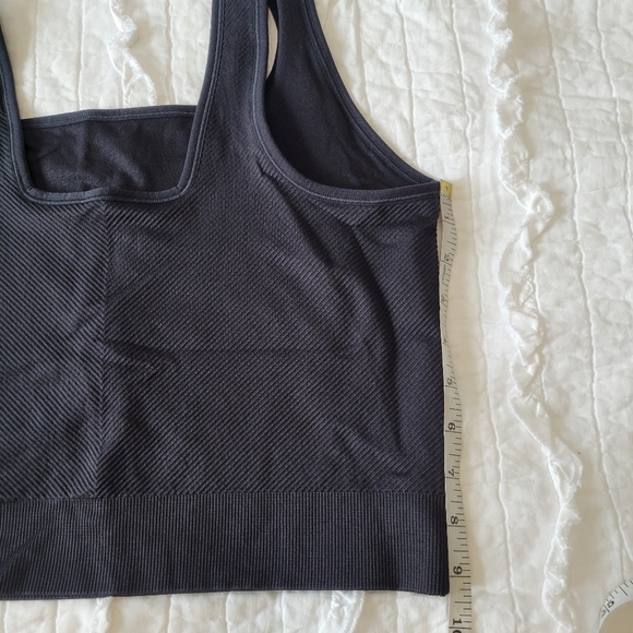 All In Motion Cropped Seamless Ribbed Tank XXL NWT Black Square Neckline Stretch - Picture 5 of 14